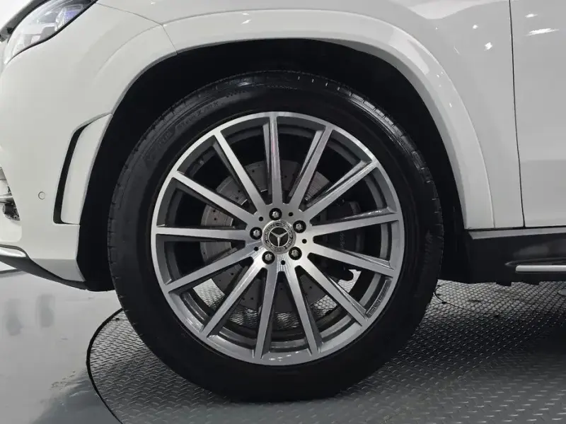 2023 Mercedes-Benz GLS с пробегом 54 744 км