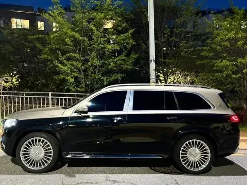 2022 Mercedes-Benz GLS с пробегом 15 800 км