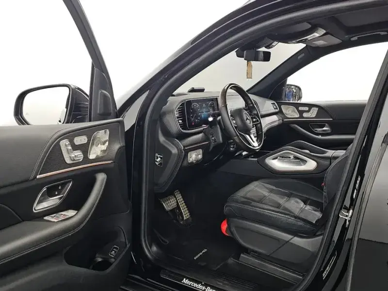 2022 Mercedes-Benz GLS с пробегом 43 273 км