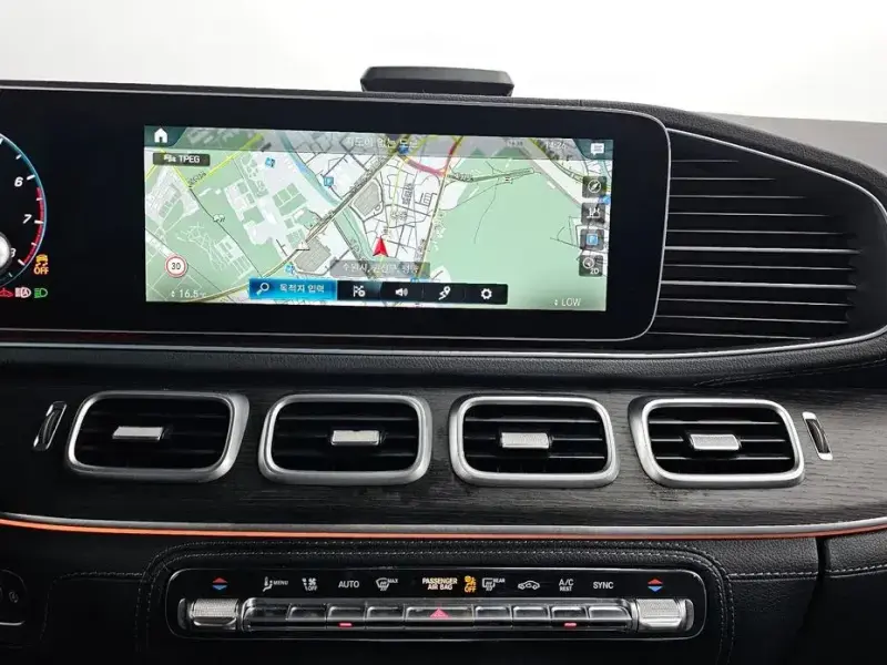 2022 Mercedes-Benz GLS с пробегом 43 273 км