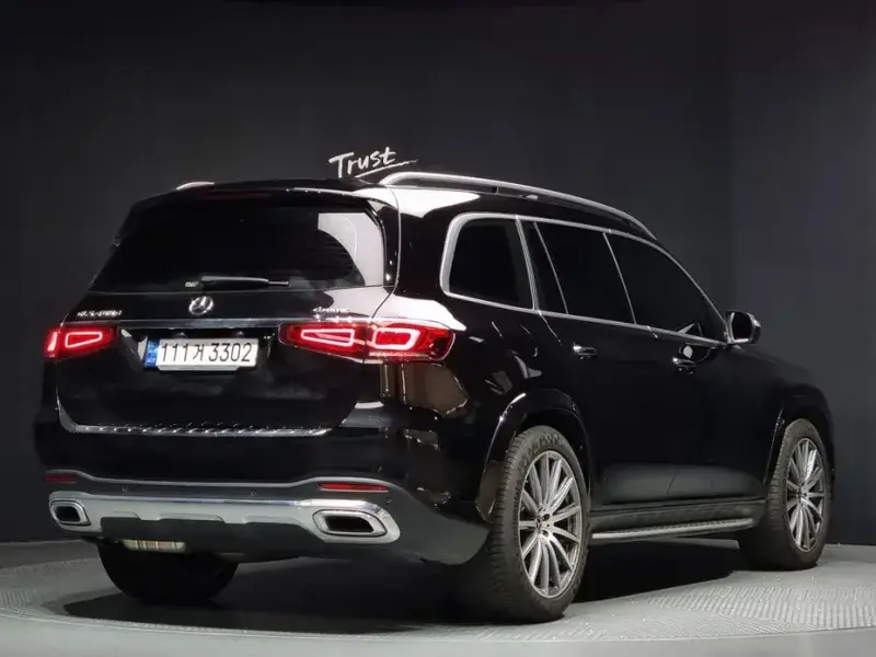 2023 Mercedes-Benz GLS с пробегом 44 012 км