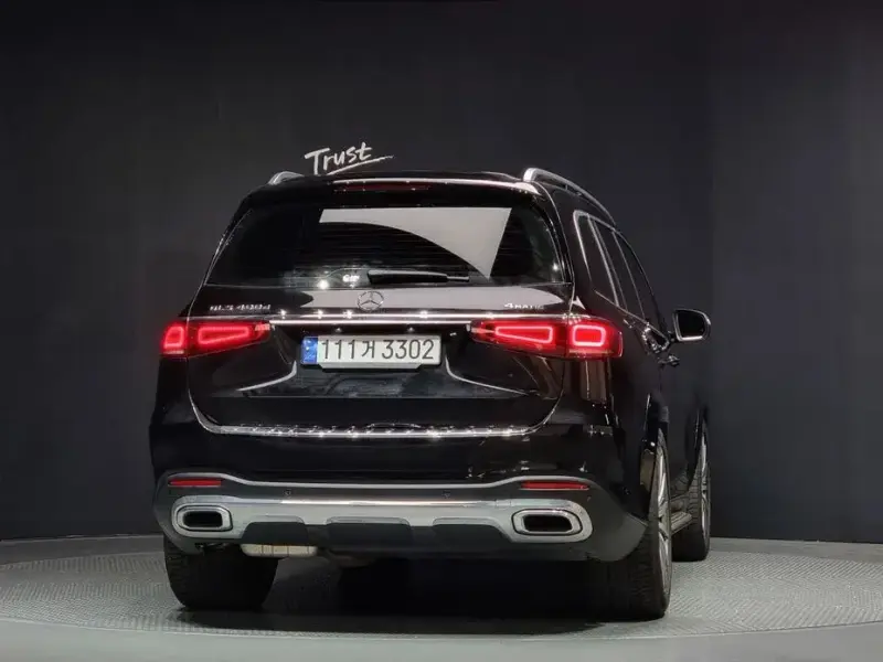 2023 Mercedes-Benz GLS с пробегом 44 012 км