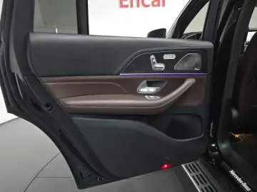 2023 Mercedes-Benz GLS с пробегом 31 195 км