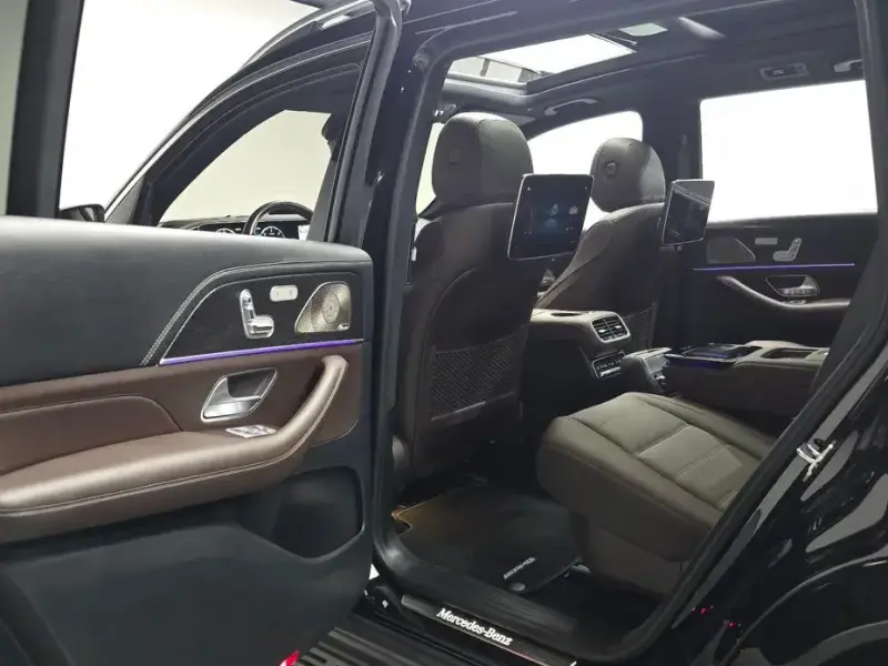 2023 Mercedes-Benz GLS с пробегом 31 195 км