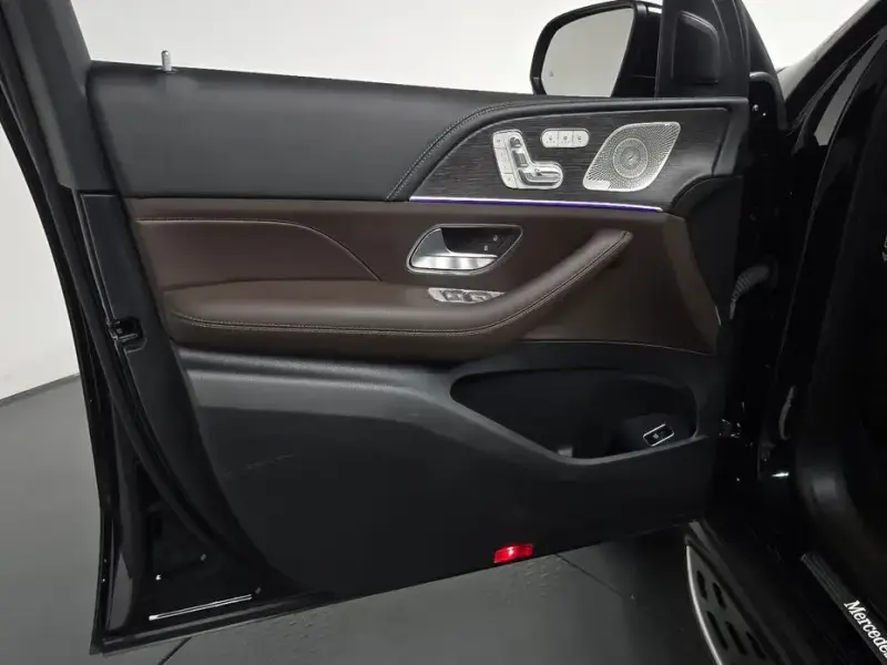 2023 Mercedes-Benz GLS с пробегом 31 195 км
