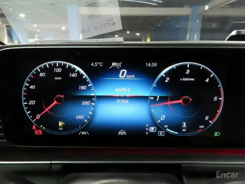 2023 Mercedes-Benz GLS с пробегом 31 365 км