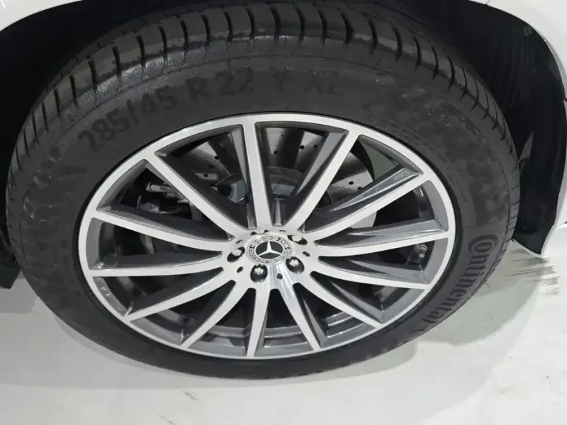 2023 Mercedes-Benz GLS с пробегом 44 680 км