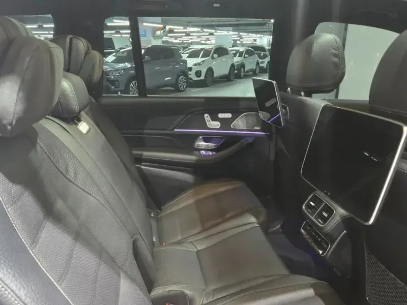 2023 Mercedes-Benz GLS с пробегом 44 680 км