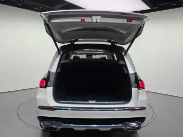 2023 Mercedes-Benz GLS с пробегом 9 023 км