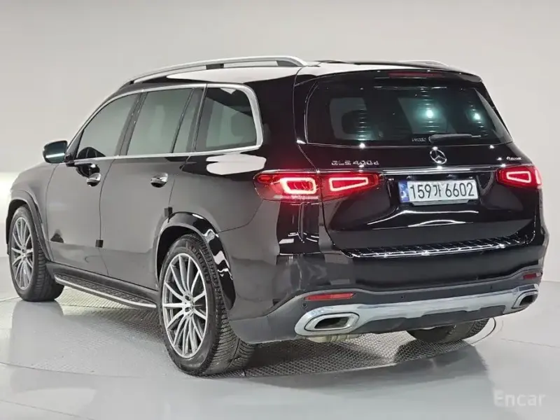 2023 Mercedes-Benz GLS с пробегом 68 707 км