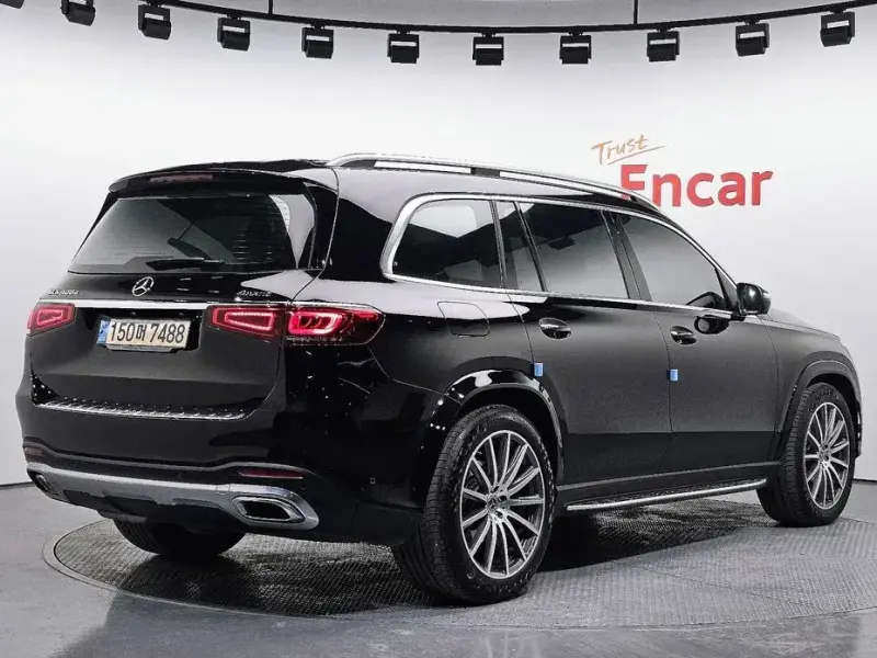 2023 Mercedes-Benz GLS с пробегом 57 540 км