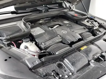 2023 Mercedes-Benz GLS с пробегом 5 508 км