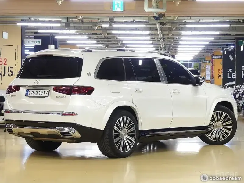 2023 Mercedes-Benz GLS с пробегом 27 000 км