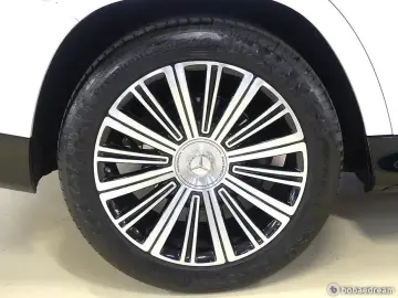 2023 Mercedes-Benz GLS с пробегом 27 000 км