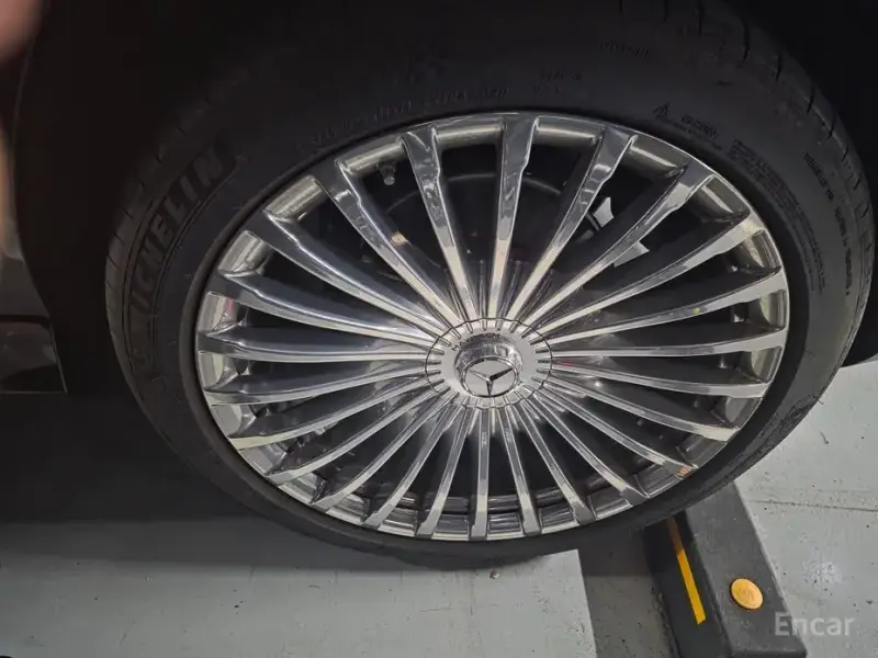2022 Mercedes-Benz GLS с пробегом 49 000 км