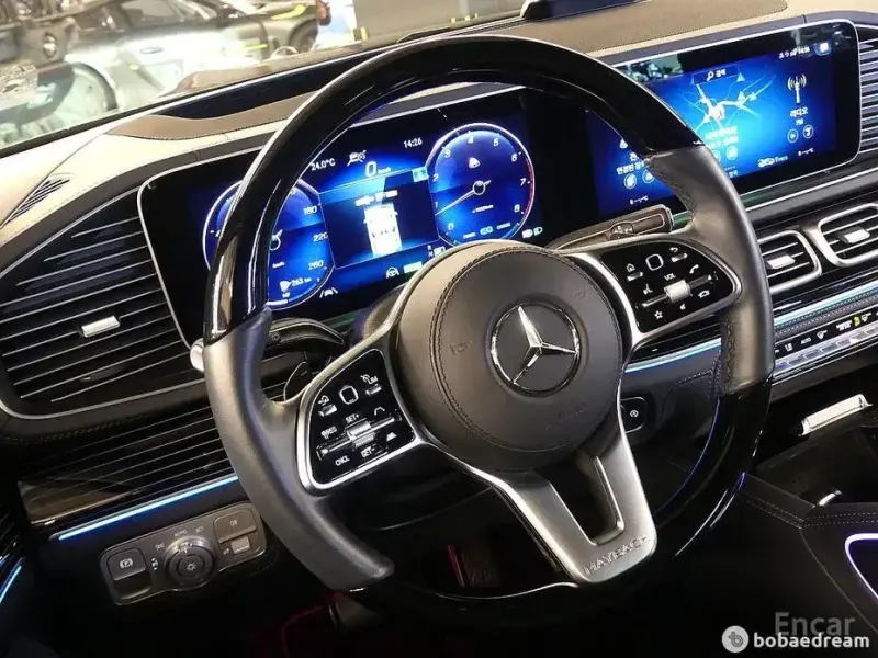 2022 Mercedes-Benz GLS с пробегом 16 000 км