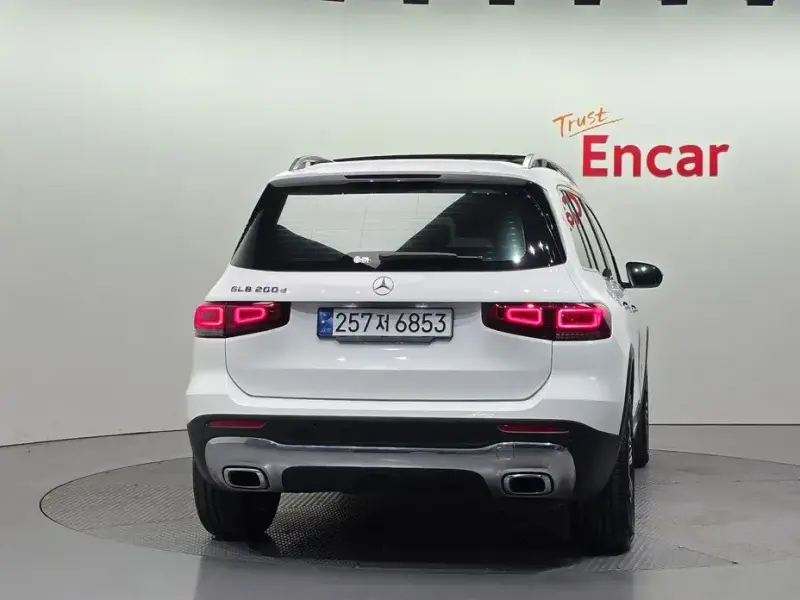 2023 Mercedes-Benz GLB с пробегом 24 910 км