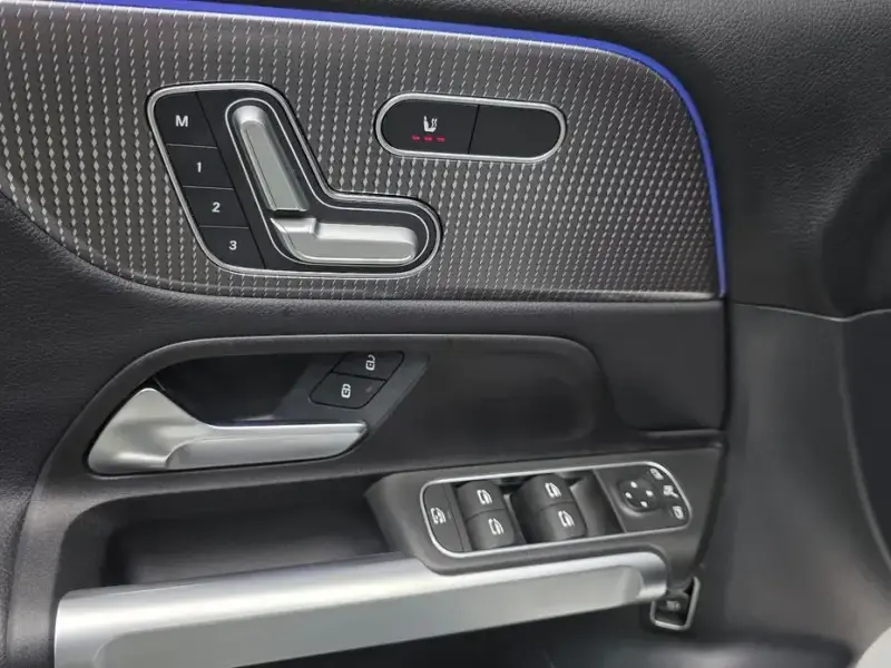 2023 Mercedes-Benz GLB с пробегом 24 910 км