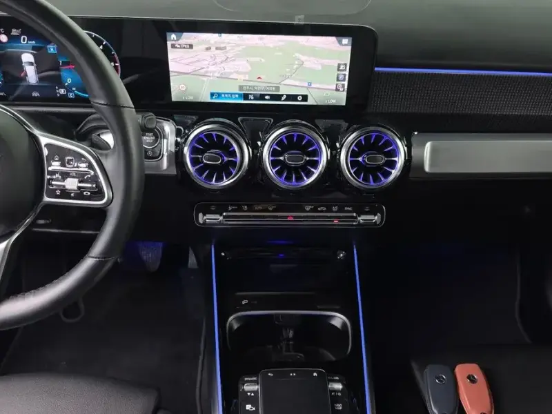 2023 Mercedes-Benz GLB с пробегом 24 910 км