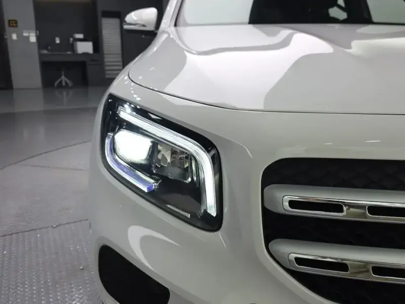 2023 Mercedes-Benz GLB с пробегом 24 910 км