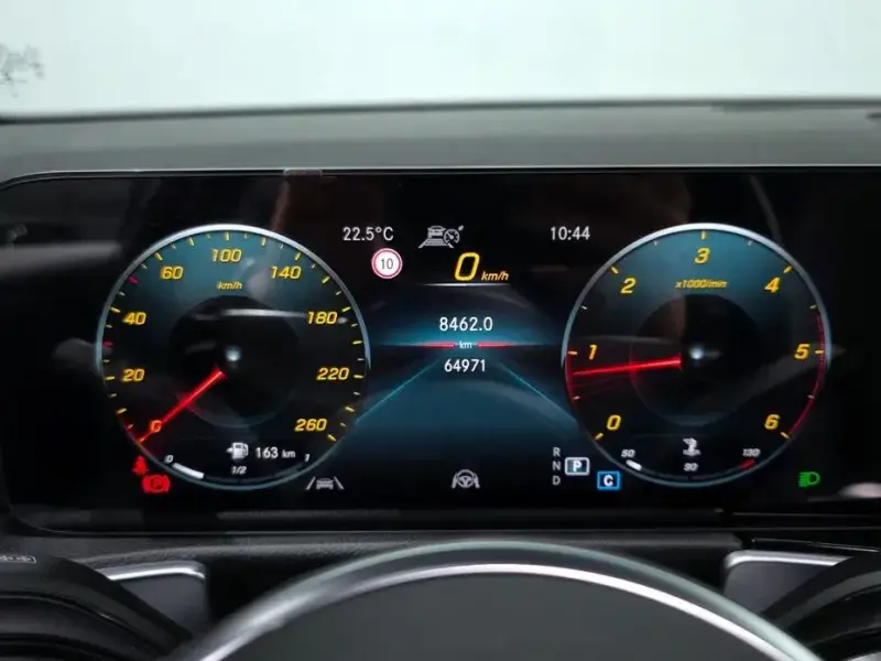 2022 Mercedes-Benz GLB с пробегом 64 971 км