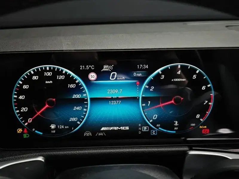 2022 Mercedes-Benz GLB с пробегом 12 377 км