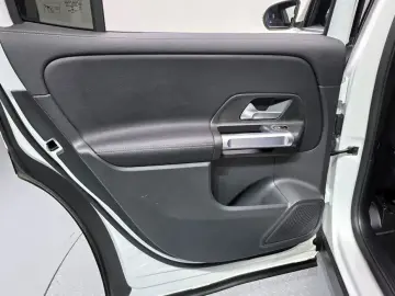 2022 Mercedes-Benz GLB с пробегом 64 971 км