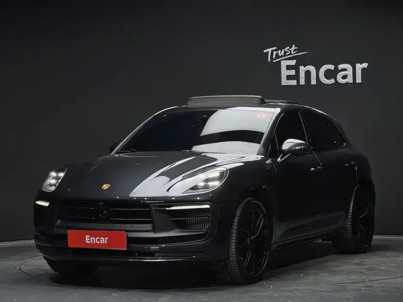 2023 Porsche Macan с пробегом 50 193 км