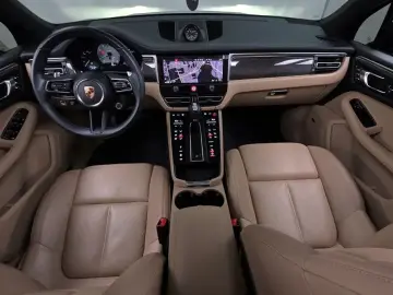 2023 Porsche Macan с пробегом 57 410 км