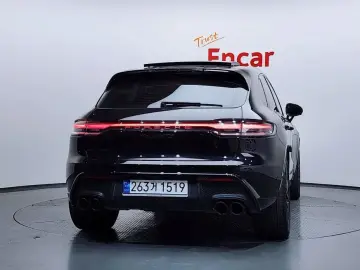 2022 Porsche Macan с пробегом 38 295 км
