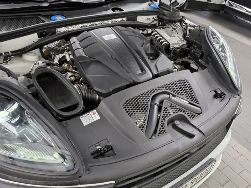 2022 Porsche Macan с пробегом 20 824 км