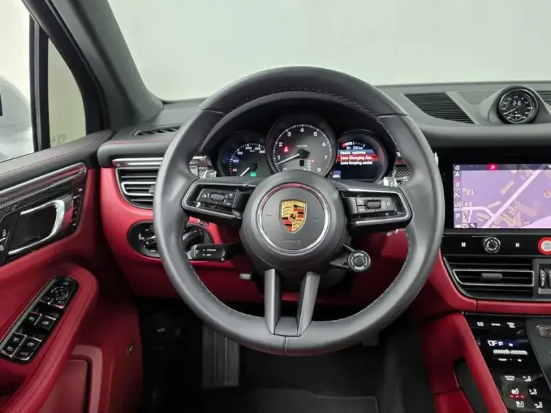 2022 Porsche Macan с пробегом 20 824 км