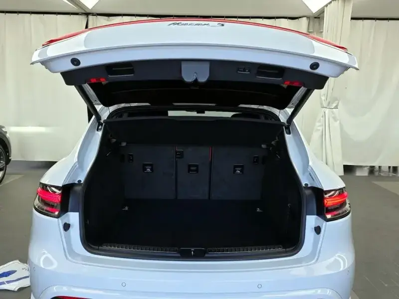 2022 Porsche Macan с пробегом 20 824 км