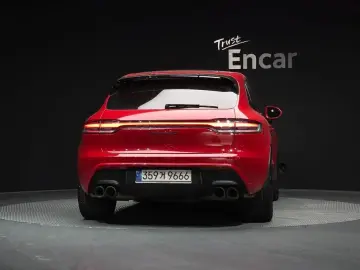 2022 Porsche Macan с пробегом 27 256 км