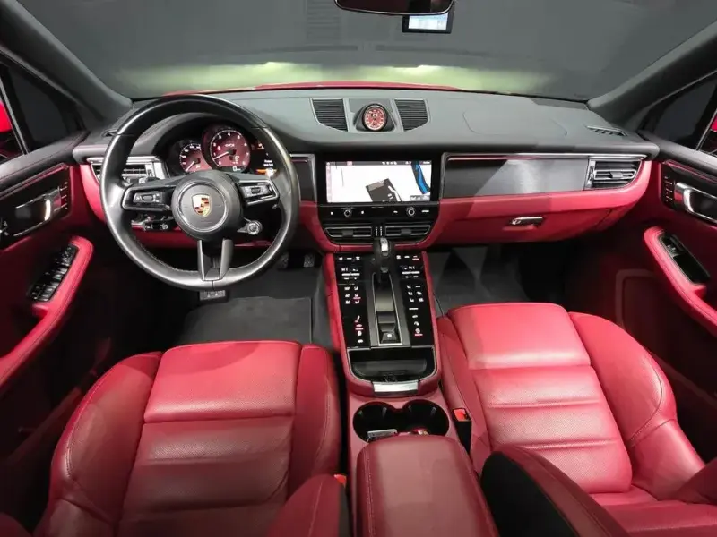 2022 Porsche Macan с пробегом 27 256 км