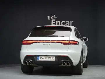 2022 Porsche Macan с пробегом 33 265 км