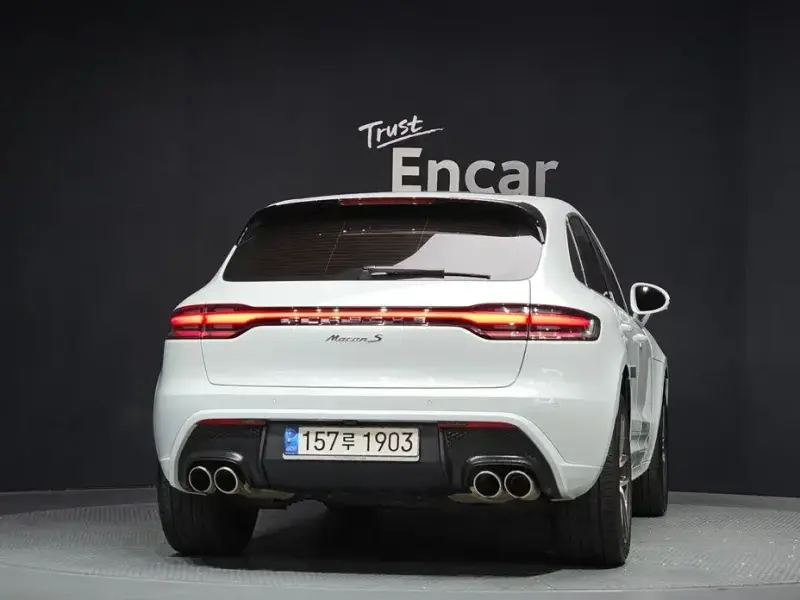 2022 Porsche Macan с пробегом 33 265 км
