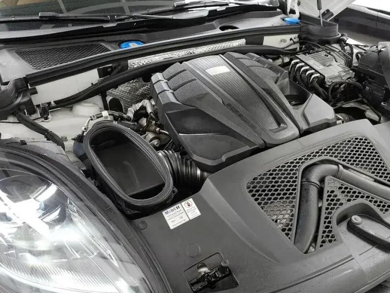 2022 Porsche Macan с пробегом 33 265 км
