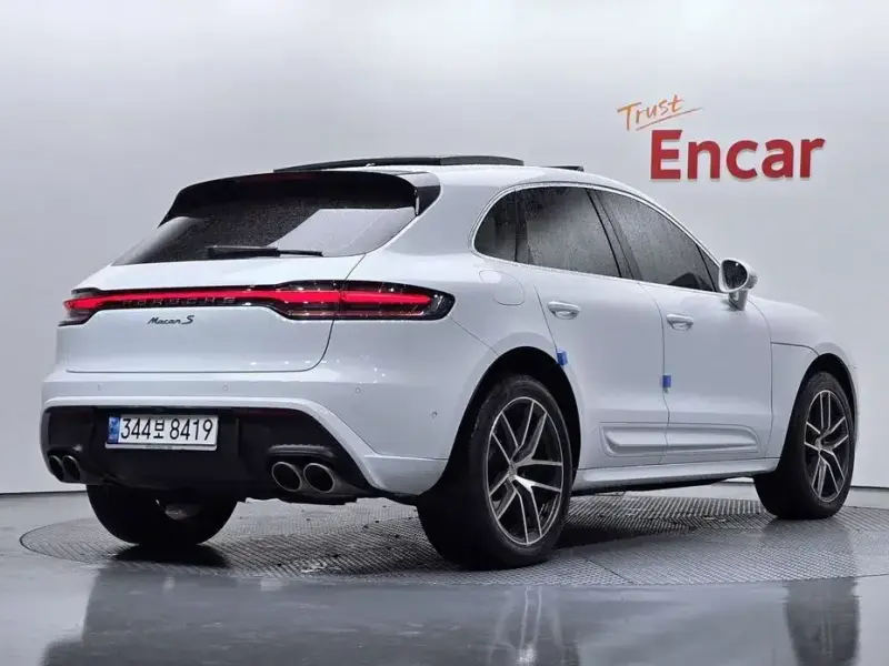 2022 Porsche Macan с пробегом 45 799 км