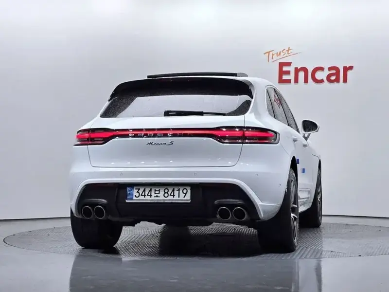 2022 Porsche Macan с пробегом 45 799 км