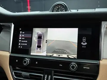 2022 Porsche Macan с пробегом 45 799 км