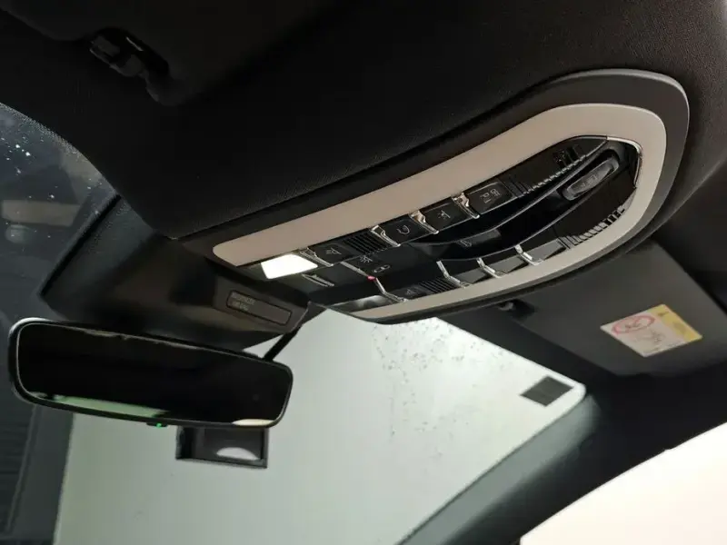 2022 Porsche Macan с пробегом 45 799 км