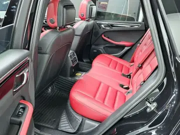 2022 Porsche Macan с пробегом 19 901 км