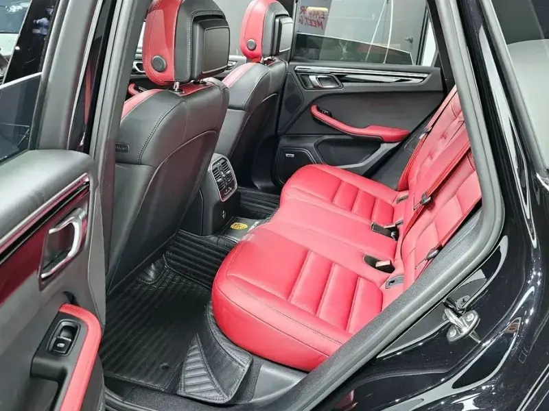 2022 Porsche Macan с пробегом 19 901 км