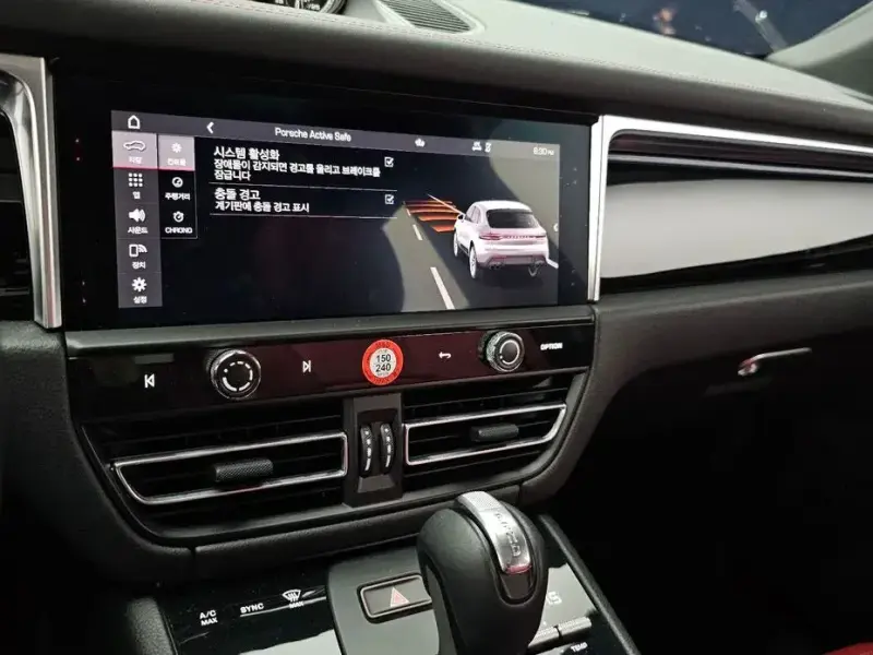 2022 Porsche Macan с пробегом 19 901 км