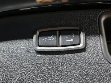2022 Porsche Macan с пробегом 19 901 км