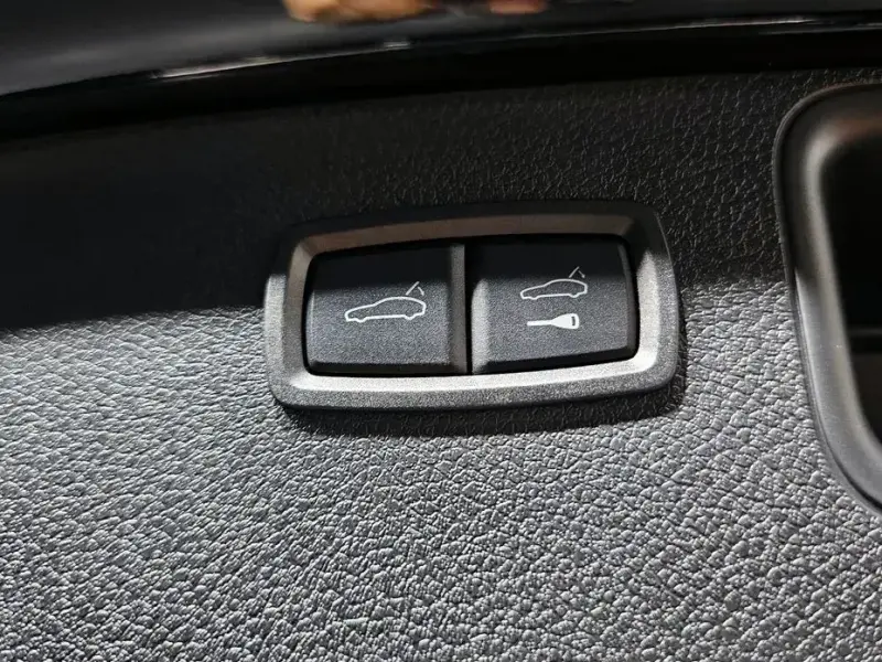 2022 Porsche Macan с пробегом 19 901 км