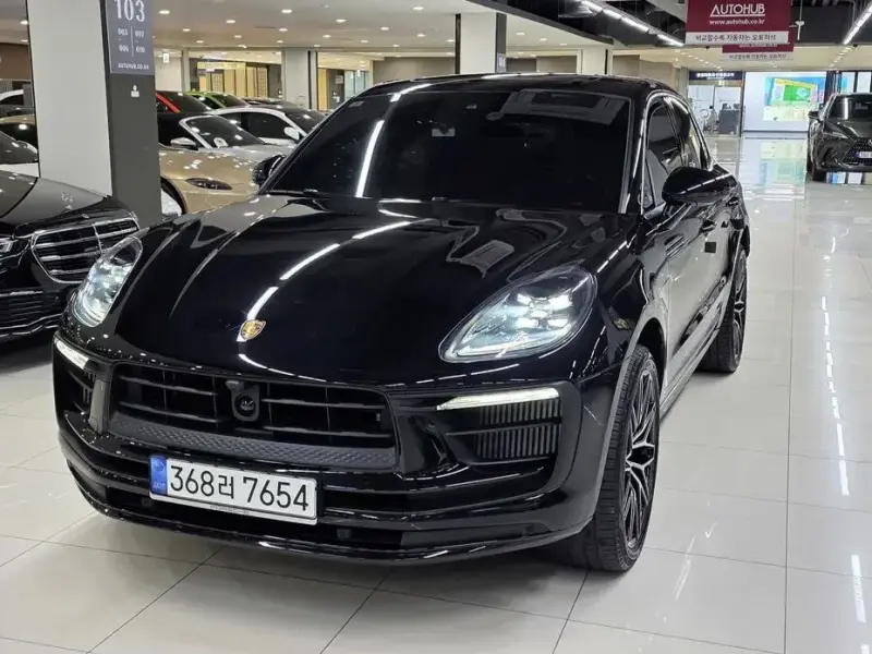 2022 Porsche Macan с пробегом 23 875 км