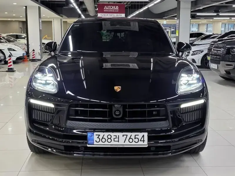 2022 Porsche Macan с пробегом 23 875 км