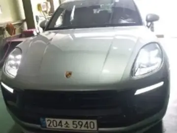 2022 Porsche Macan с пробегом 15 778 км